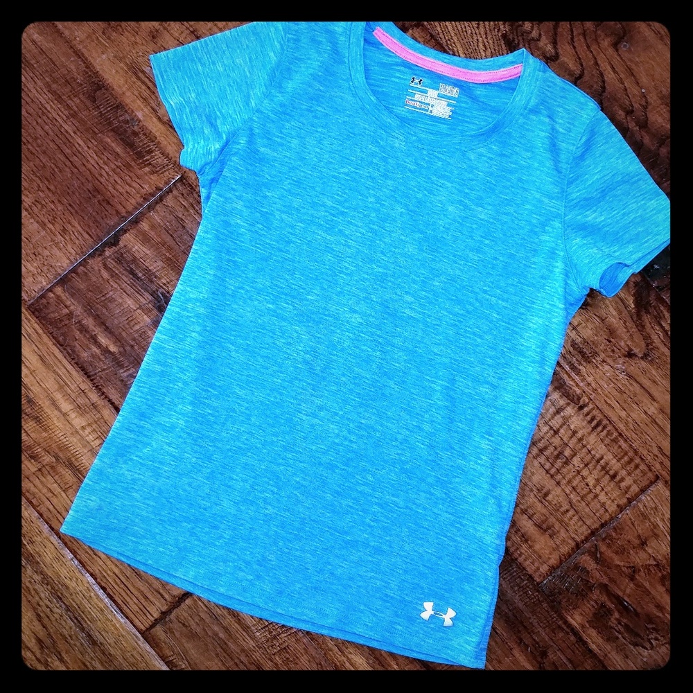 Girls L Under Armour Heat Gear Shirt